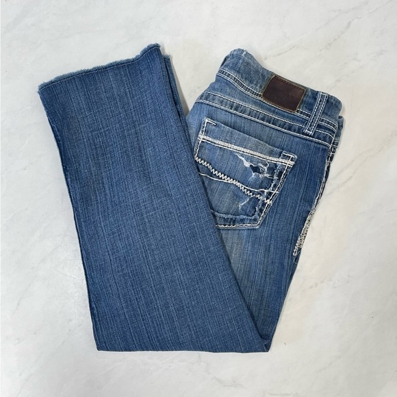 BKE Denim Sabrina Cropped Distressed Patched Jeans Size 30 - Picture 8 of 9